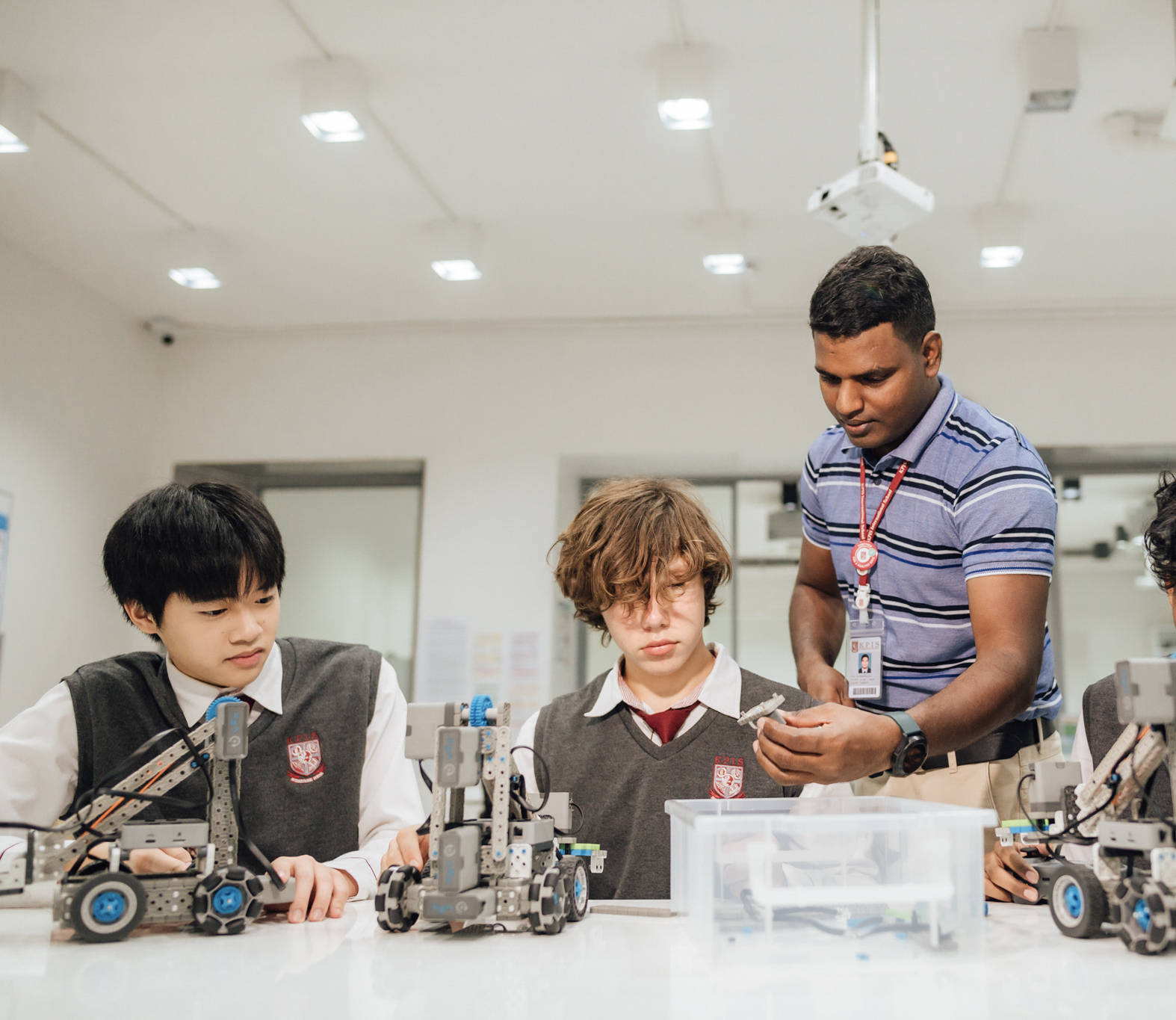 Students exploring robotics at KPIS